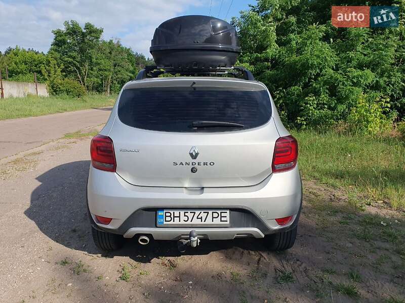 Хэтчбек Renault Sandero StepWay 2018 в Киеве