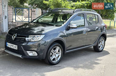 Хэтчбек Renault Sandero StepWay 2020 в Киеве