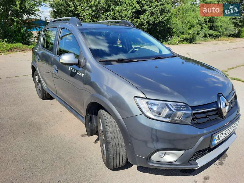 Хэтчбек Renault Sandero StepWay 2017 в Запорожье