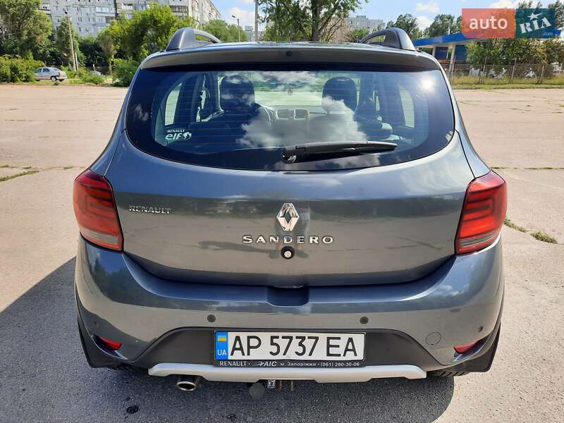 Хэтчбек Renault Sandero StepWay 2017 в Запорожье