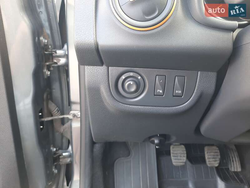 Хэтчбек Renault Sandero StepWay 2017 в Запорожье