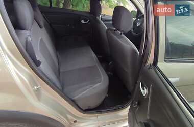 Внедорожник / Кроссовер Renault Sandero StepWay 2011 в 