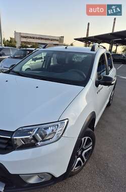 Хетчбек Renault Sandero StepWay 2020 в Кривому Розі