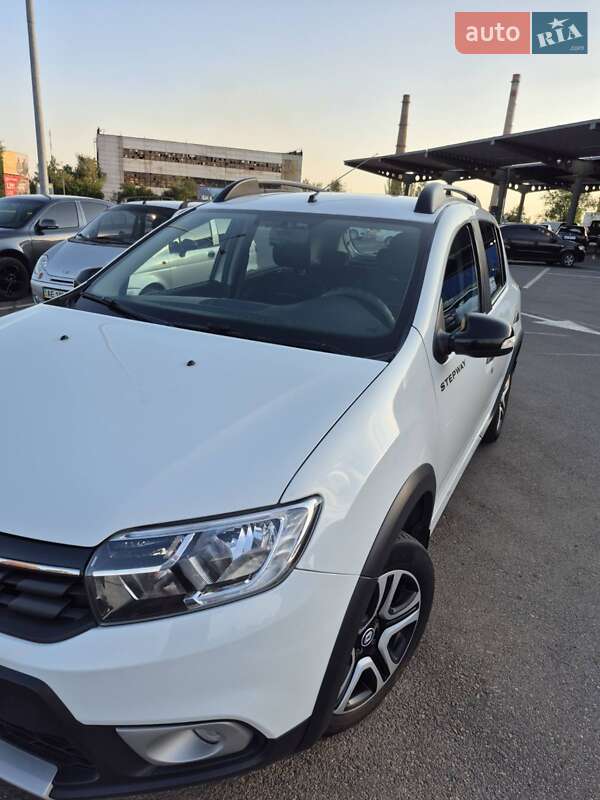 Хэтчбек Renault Sandero StepWay 2020 в Кривом Роге