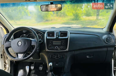 Внедорожник / Кроссовер Renault Sandero StepWay 2015 в 
