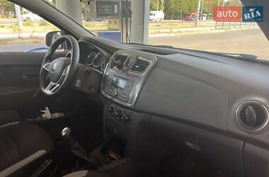 Хэтчбек Renault Sandero StepWay 2017 в 