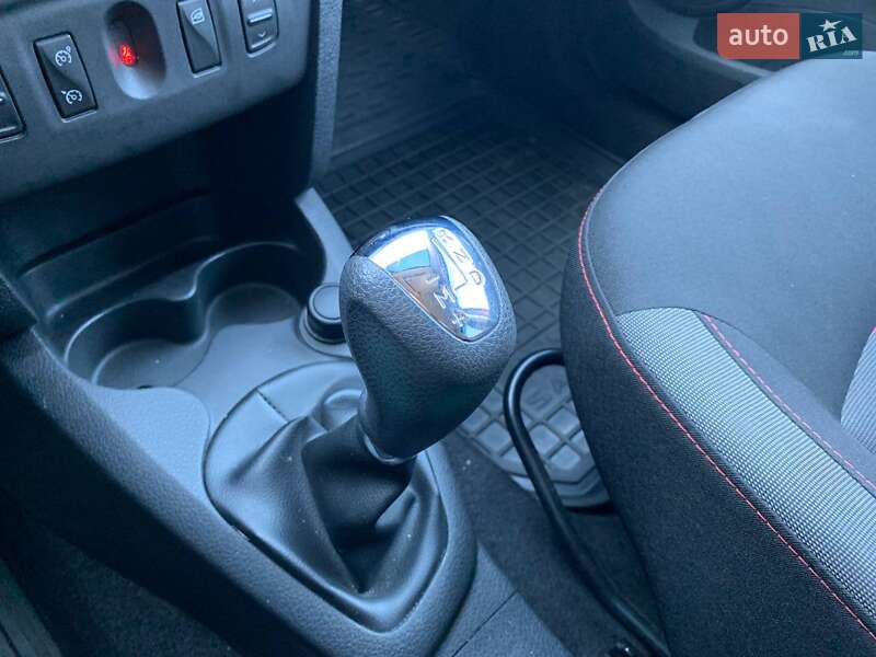 Хетчбек Renault Sandero StepWay 2019 в Києві