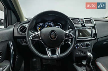 Хэтчбек Renault Sandero StepWay 2019 в 