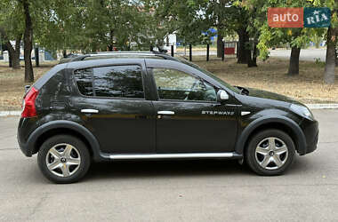 Внедорожник / Кроссовер Renault Sandero StepWay 2012 в 