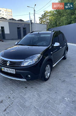 Внедорожник / Кроссовер Renault Sandero StepWay 2012 в Николаеве