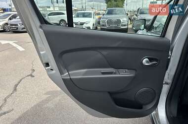 Хэтчбек Renault Sandero StepWay 2020 в 