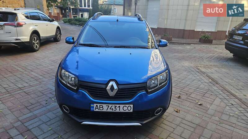 Renault Sandero StepWay 2013