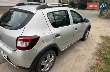 Внедорожник / Кроссовер Renault Sandero StepWay 2013 в 