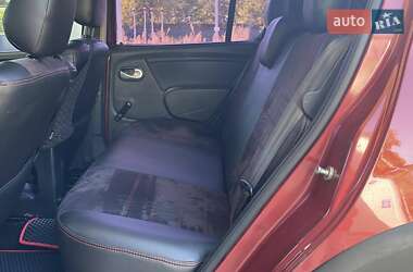 Внедорожник / Кроссовер Renault Sandero StepWay 2013 в 
