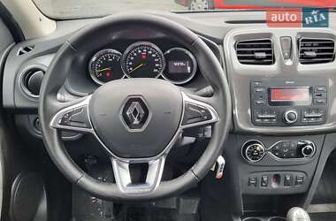 Хэтчбек Renault Sandero StepWay 2021 в 