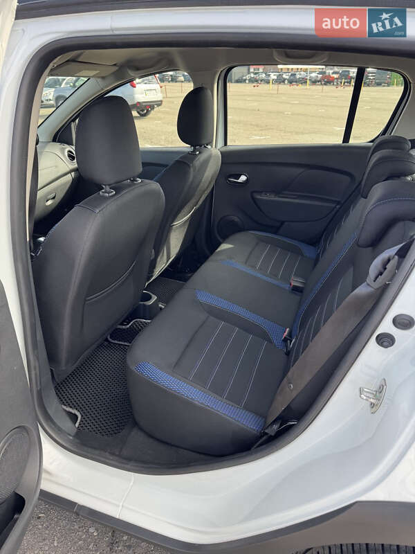 Хэтчбек Renault Sandero StepWay 2020 в Киеве