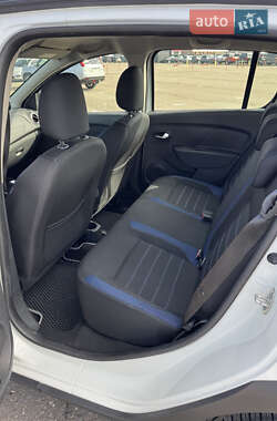 Хетчбек Renault Sandero StepWay 2020 в 