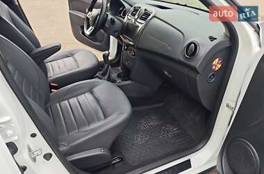 Хэтчбек Renault Sandero StepWay 2020 в 