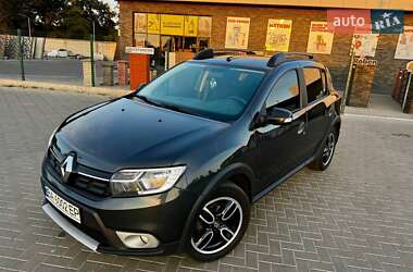 Хэтчбек Renault Sandero StepWay 2020 в 