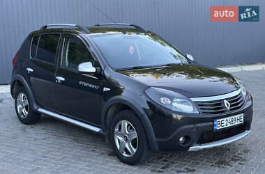 Внедорожник / Кроссовер Renault Sandero StepWay 2012 в Николаеве