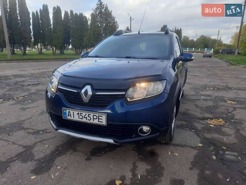 Хэтчбек Renault Sandero StepWay 2016 в Кролевце