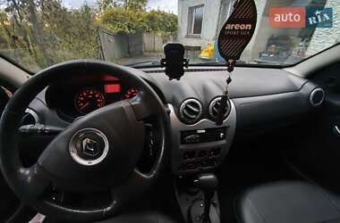 Внедорожник / Кроссовер Renault Sandero StepWay 2012 в 