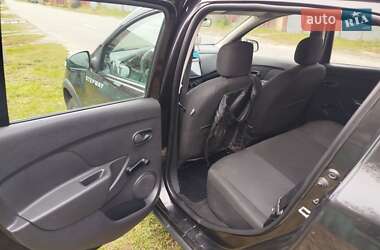Внедорожник / Кроссовер Renault Sandero StepWay 2014 в 