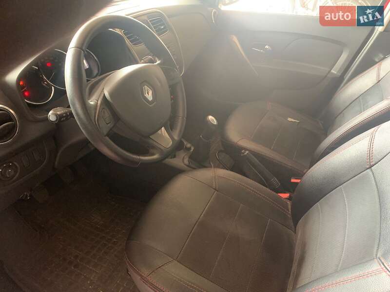 Позашляховик / Кросовер Renault Sandero StepWay 2014 в Києві