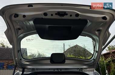 Хэтчбек Renault Sandero StepWay 2019 в 