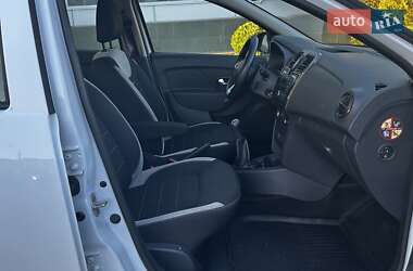 Хэтчбек Renault Sandero StepWay 2020 в 
