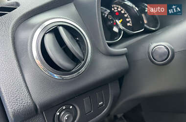 Хэтчбек Renault Sandero StepWay 2016 в 