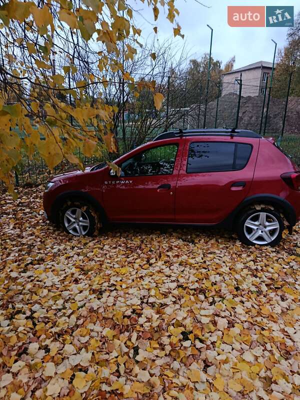 Хэтчбек Renault Sandero StepWay 2017 в Чернигове фото 5 Хэтчбек Renault Sandero StepWay 2017 в Чернигове