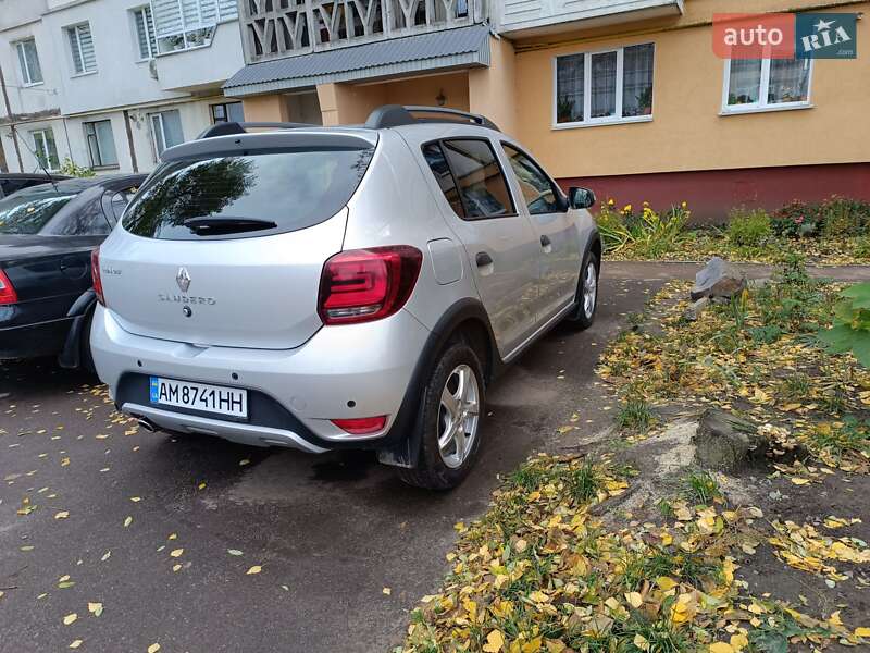 Хэтчбек Renault Sandero StepWay 2018 в Житомире фото 10 Хэтчбек Renault Sandero StepWay 2018 в Житомире