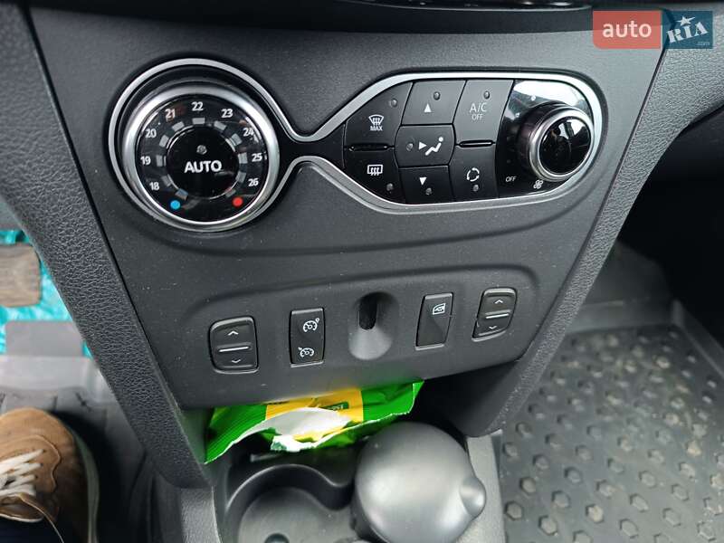 Хэтчбек Renault Sandero StepWay 2018 в Житомире фото 14 Хэтчбек Renault Sandero StepWay 2018 в Житомире