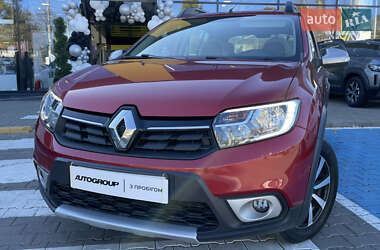 Хэтчбек Renault Sandero StepWay 2018 в Одессе Хэтчбек Renault Sandero StepWay 2018 в Одессе
