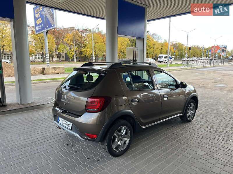 Хетчбек Renault Sandero StepWay 2017 в Миколаєві фото 9 Хетчбек Renault Sandero StepWay 2017 в Миколаєві