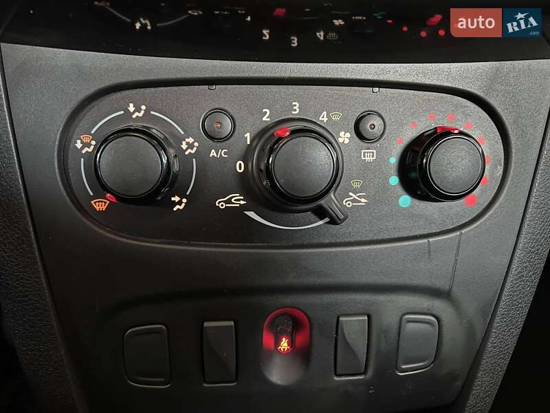 Хетчбек Renault Sandero StepWay 2017 в Миколаєві фото 26 Хетчбек Renault Sandero StepWay 2017 в Миколаєві