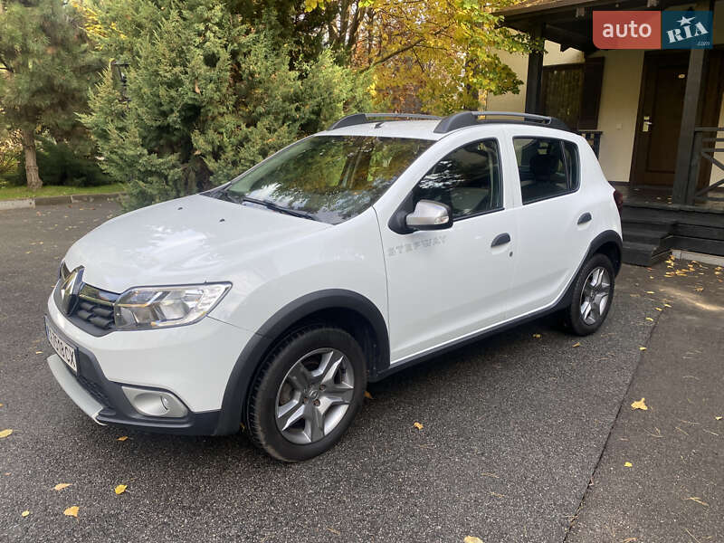 Хетчбек Renault Sandero StepWay 2021 в Києві