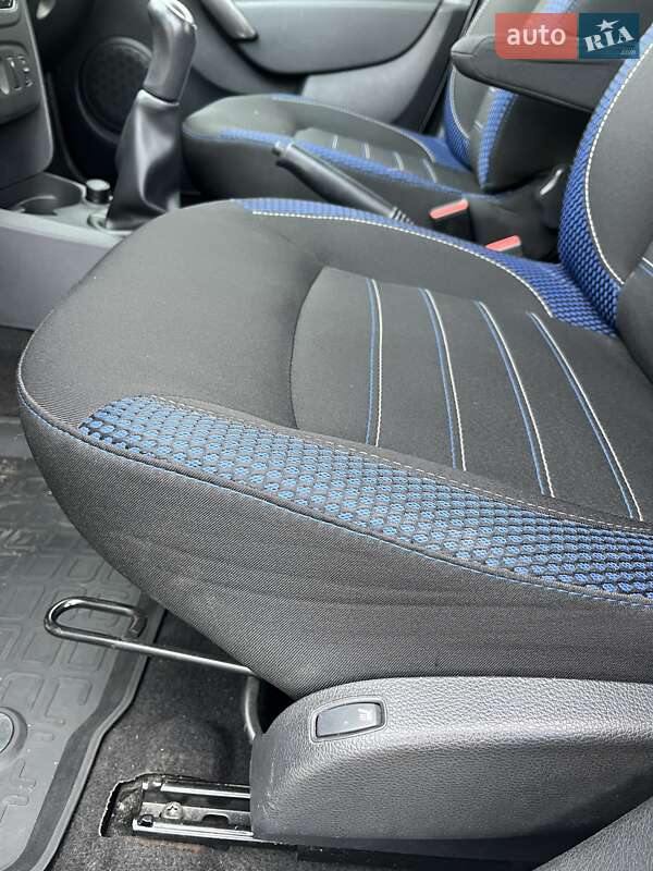 Хэтчбек Renault Sandero StepWay 2020 в Киеве фото 18 Хэтчбек Renault Sandero StepWay 2020 в Киеве