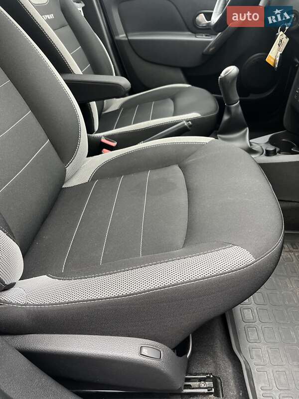 Хэтчбек Renault Sandero StepWay 2020 в Киеве