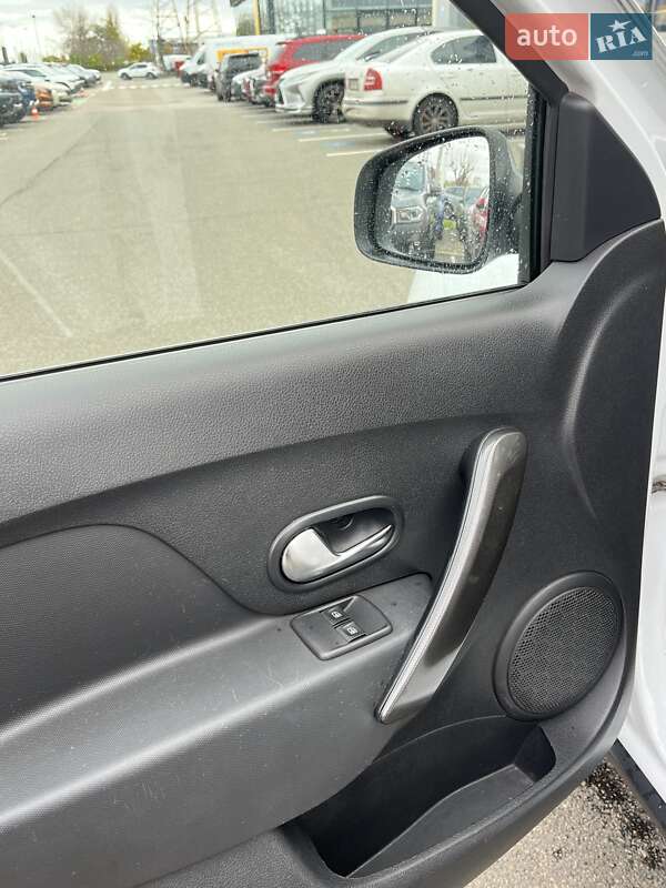 Хэтчбек Renault Sandero StepWay 2020 в Киеве