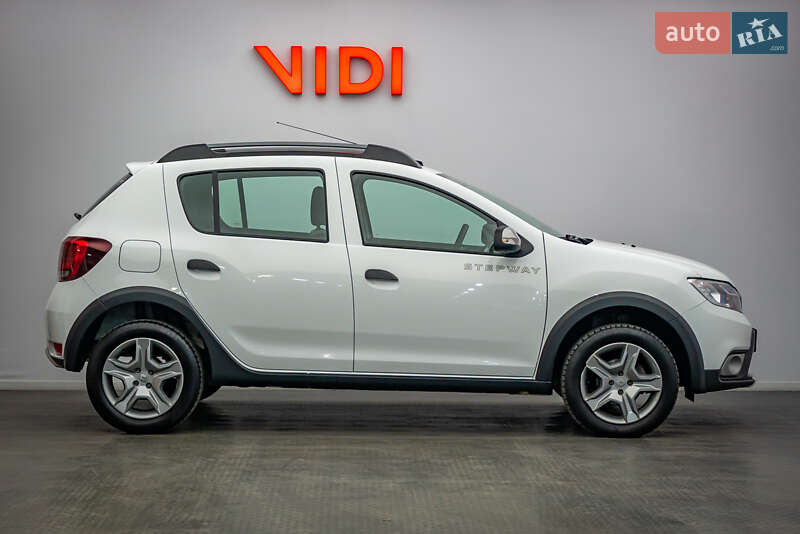 Хетчбек Renault Sandero StepWay 2021 в Києві