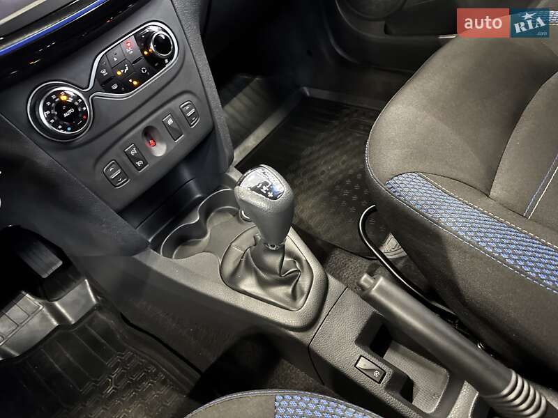 Хэтчбек Renault Sandero StepWay 2020 в Киеве