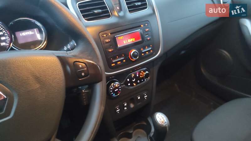 Позашляховик / Кросовер Renault Sandero StepWay 2013 в Шостці