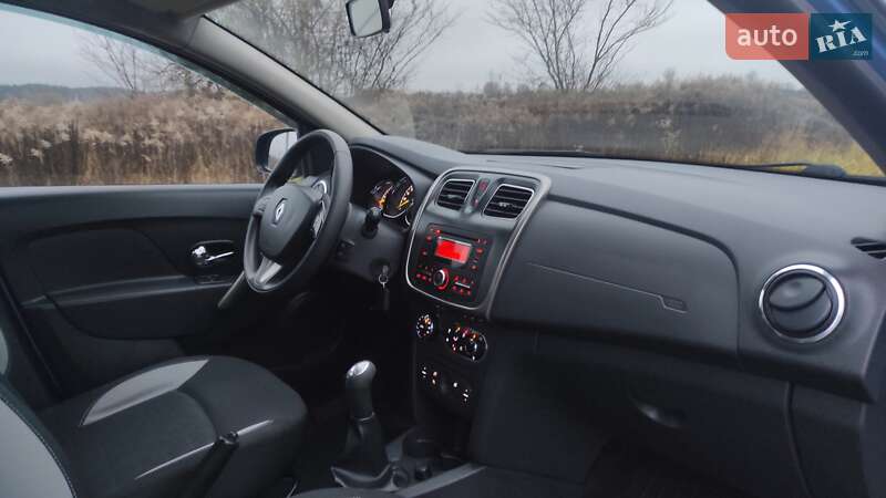 Позашляховик / Кросовер Renault Sandero StepWay 2013 в Шостці