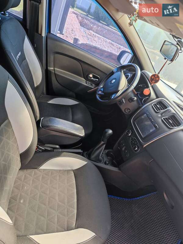Хетчбек Renault Sandero StepWay 2016 в Києві фото 5 Хетчбек Renault Sandero StepWay 2016 в Києві