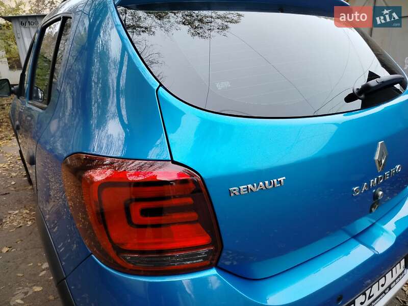 Хэтчбек Renault Sandero StepWay 2018 в Одессе