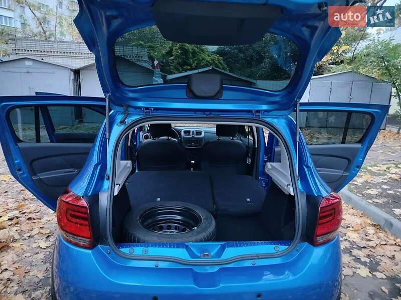 Хэтчбек Renault Sandero StepWay 2018 в Одессе