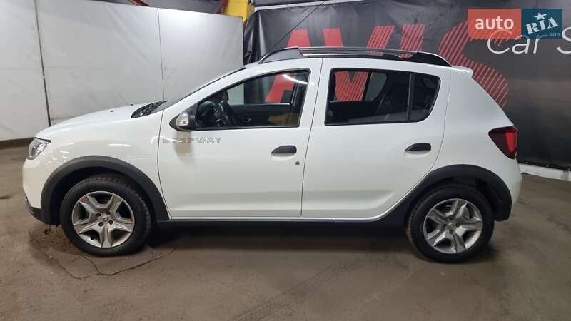 Хэтчбек Renault Sandero StepWay 2021 в Киеве
