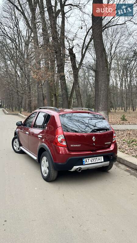 Внедорожник / Кроссовер Renault Sandero StepWay 2012 в Ивано-Франковске фото 4 Внедорожник / Кроссовер Renault Sandero StepWay 2012 в Ивано-Франковске